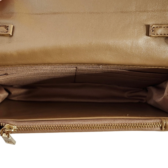 BCBG Quilted Crossbody Bag-Stone - Picture 6 of 10